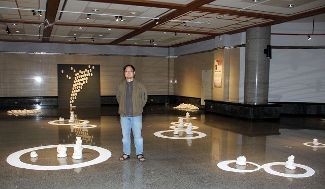 透過環境體察與自我對話 陳加峯用陶藝展現 透過環境體察與自我對話 陳加峯用陶藝展現