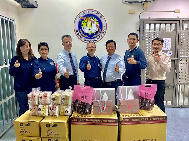 防疫總動員!慈濟暖心捐贈南投收容所物資 防疫總動員!慈濟暖心捐贈南投收容所物資