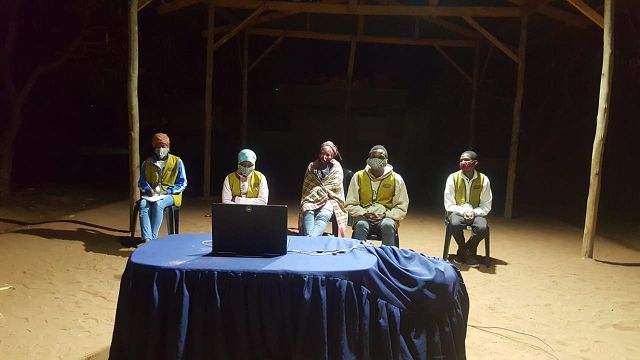 11種語言全球共修 他們十里徒步把握線上精進