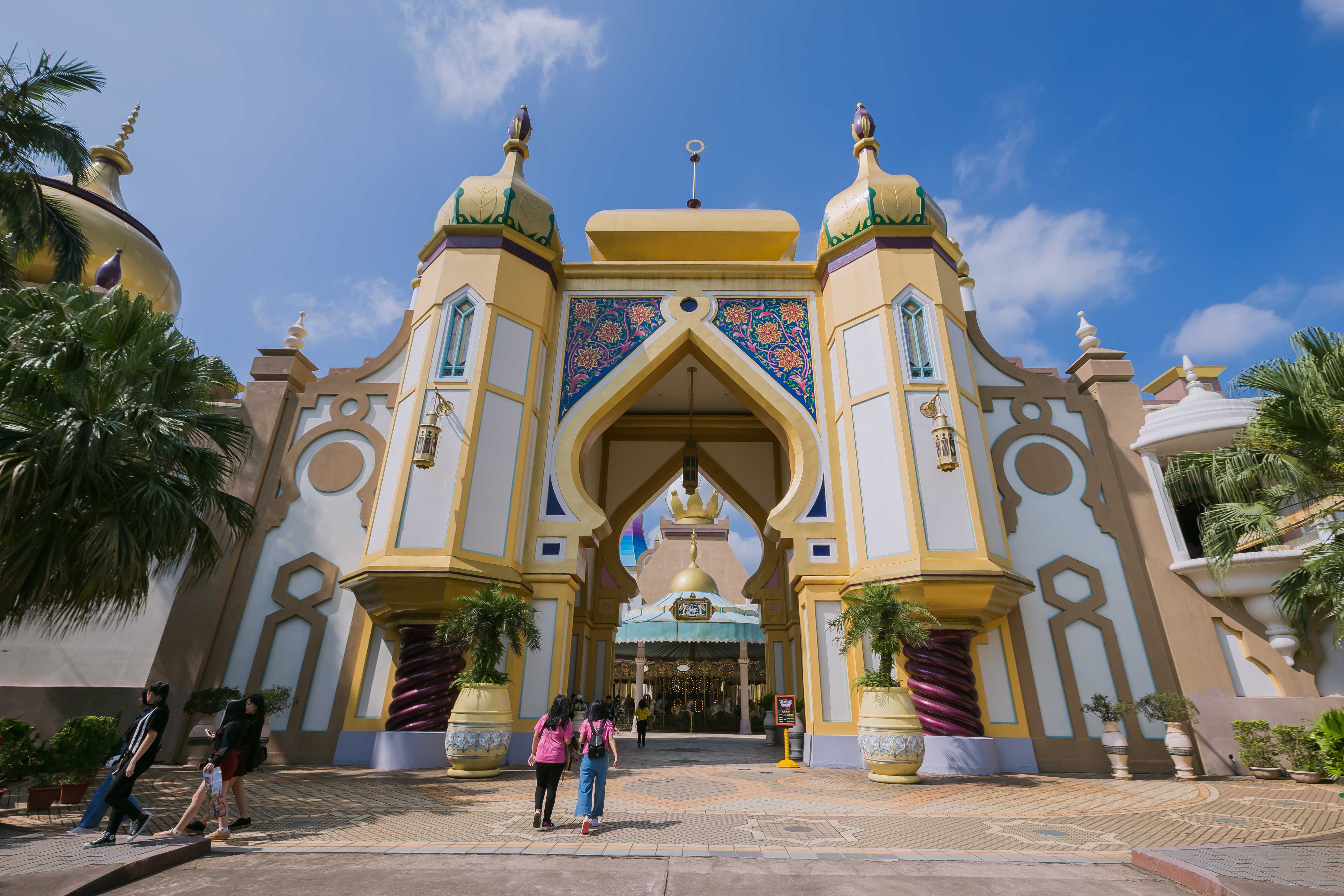 有玩又有拿!到六福村大甩蝴蝶袖 限量防曬品免費送 有玩又有拿!到六福村大甩蝴蝶袖 限量防曬品免費送