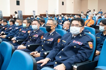 桃園市警察節表揚模範警察，鄭市長勉共同打造安心、美好的幸福城市