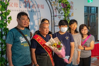 表揚蘆竹區109年模範父母親  鄭市長感謝所有父母對家庭的奉獻