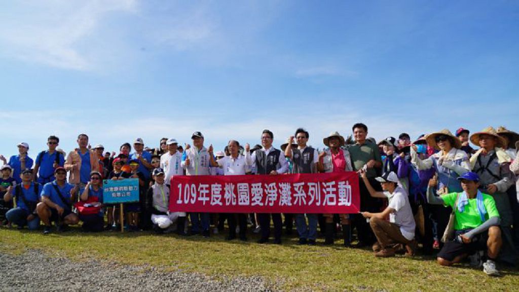 響應防疫新生活 牽罟海岸淨灘趣