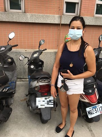 南非女堅稱找不到　中市警轉角遇到車