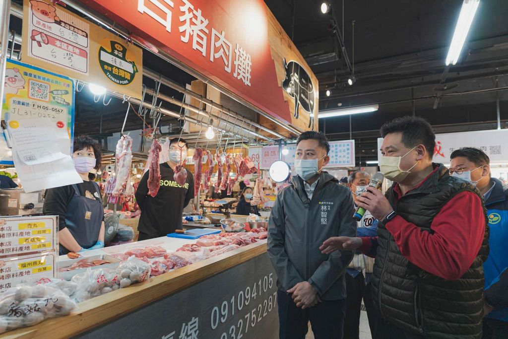 視察傳統市場豬肉產地標示 市長林智堅：標產地、溯源、稽查「食安三要」為市民把關