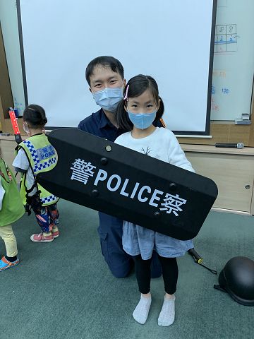 小小警察體驗萌度破表