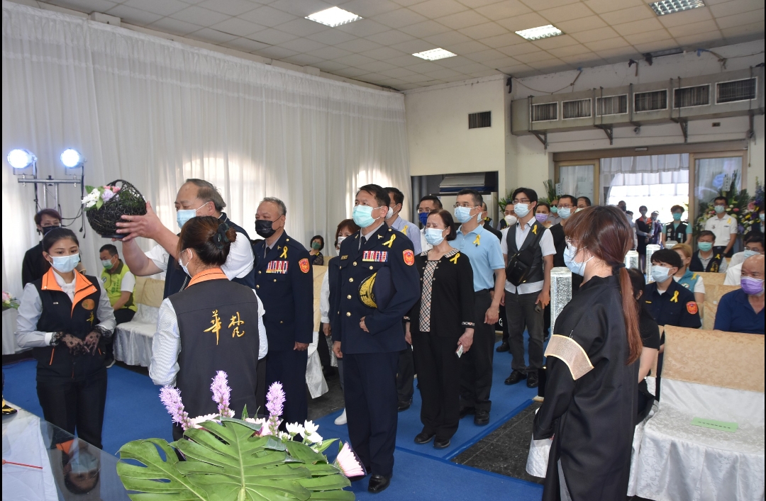 警二分副所長因公死亡今公祭  副市長警局長致哀一路好走