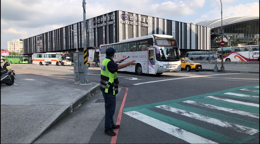 端午連假安心行 警三分局時刻守護「行的順暢」 端午連假安心行 警三分局時刻守護「行的順暢」