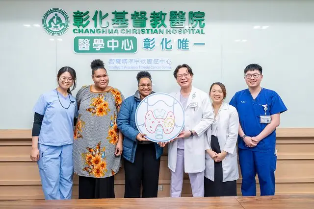 30歲外國女飛越半個地球治療甲狀腺癌　破涕為笑大呼值得